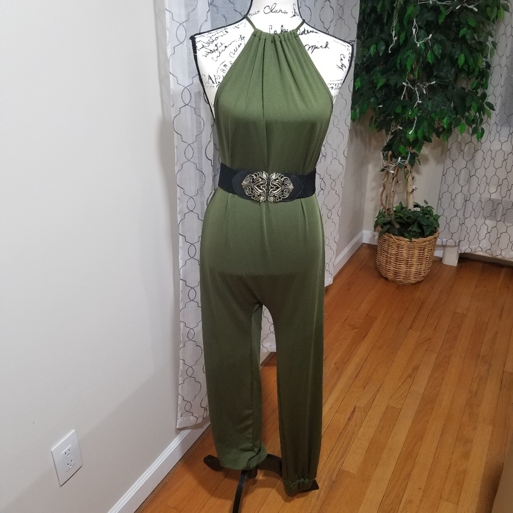 Jumpsuit Open on the Sides Without Sleeves Color Olive Green SIZE M...